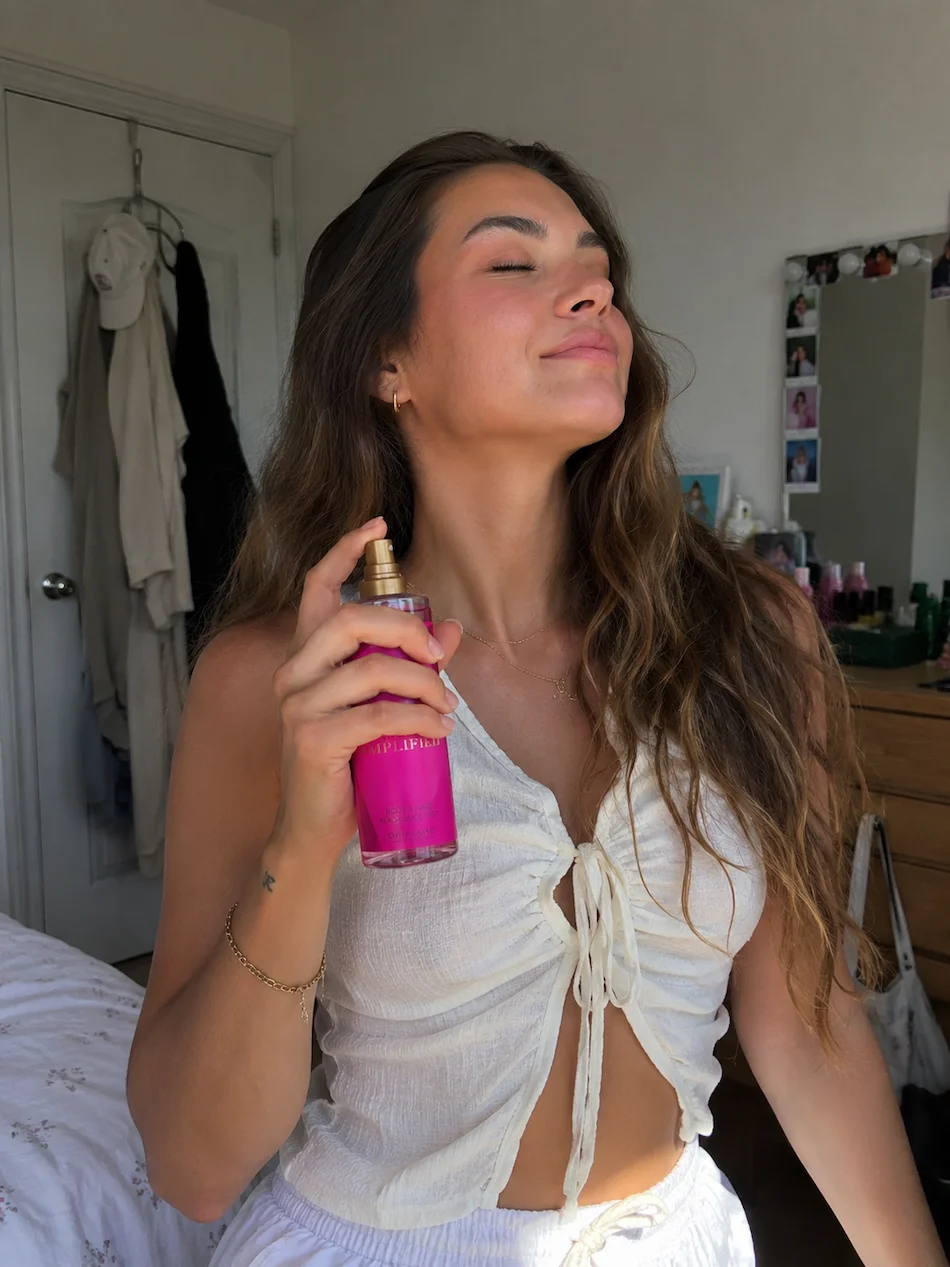 O que é, afinal, um perfume para cabelo