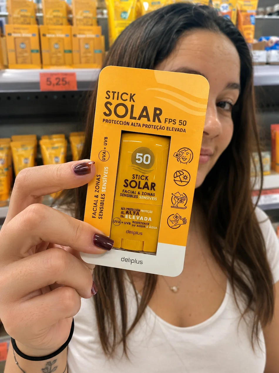 stick protetor solar facial e zonas sensíveis Deliplus FPS50
