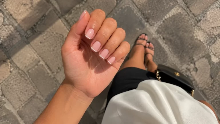 unhas francesas